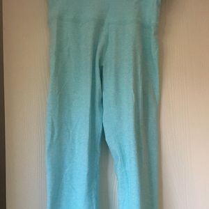 Beyond yoga crop leggings